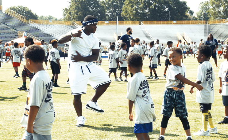 Tarik Cohen Gives Back With The Most Lit Football Camp Ever