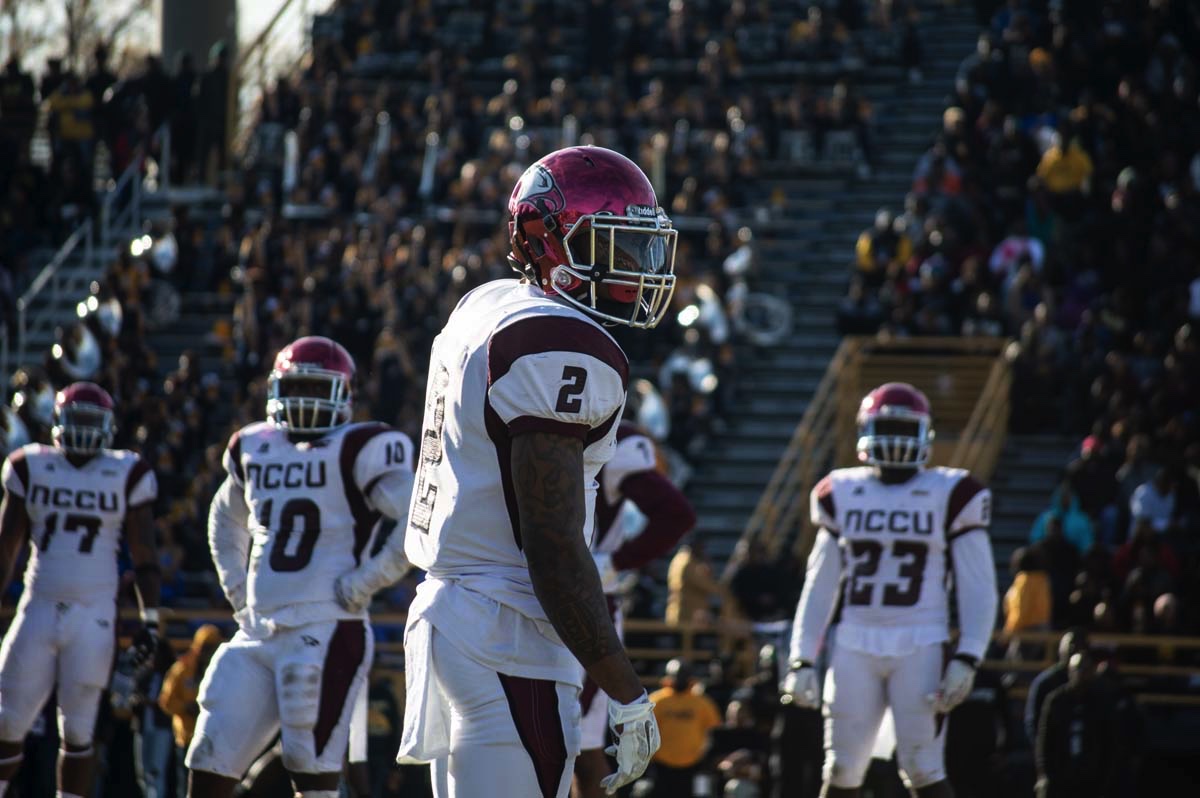 NCCU Football Alum Ryan Smith Re-Signs with Bucs - Mid-Eastern Athletic  Conference