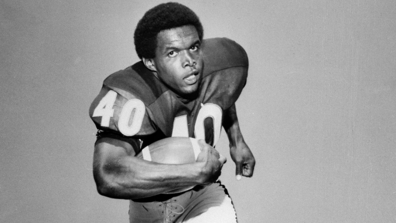 Gale Sayers mourned by Tennessee State University - HBCU Gameday