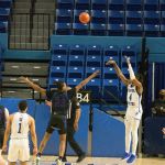 Hampton advances on last-second shot in Big South