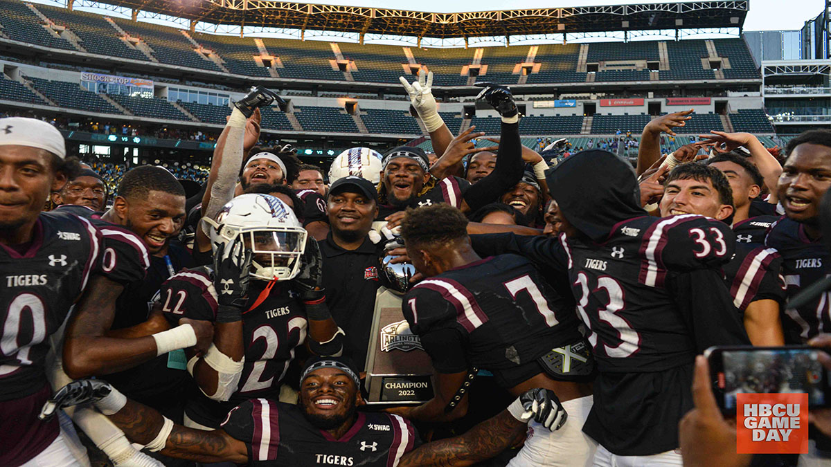 Your U.S. National Football Team is Coming to Arlington