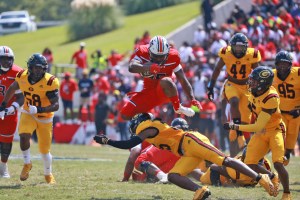 Deion Sanders lands Jackson State football star