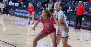 Hofstra WBB defeats Delaware State behind Thomas’ performance