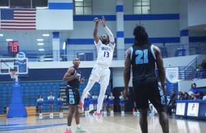 Fayetteville State outlasts Livingstone in CIAA S. Div. thriller