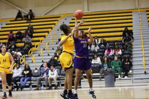 Prairie View A&M and Alcorn State women battle in tight ball game