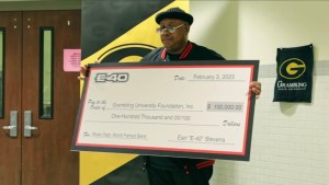 E-40 gives back to Grambling State, gets studio