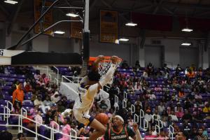 Prairie View A&M crushes Florida A&M in SWAC battle