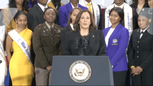 Kamala Harris gives Howard University flowers, promises HBCU support