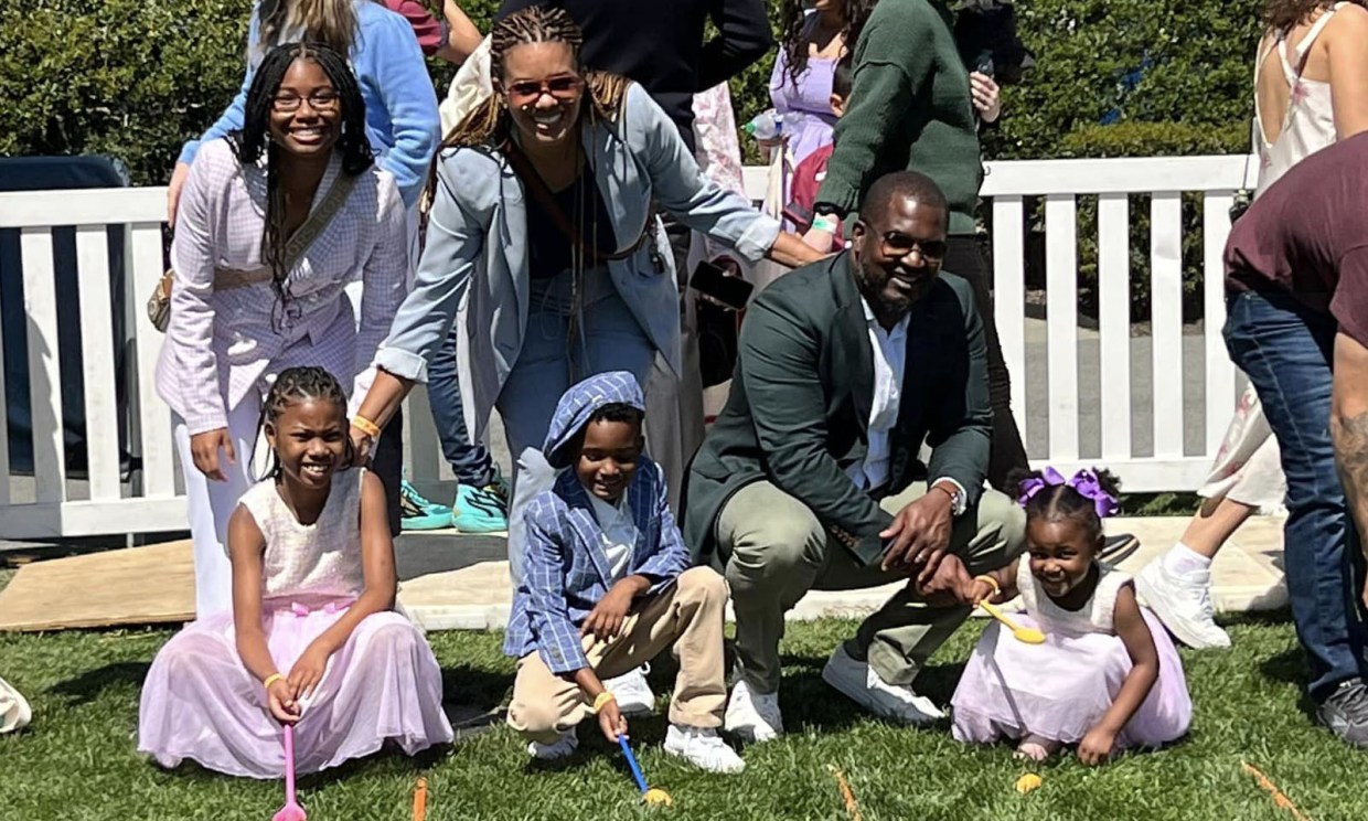 Simmons family Easter egg roll