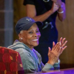 Bowie State dedicates performing theater to legend Dionne Warrick