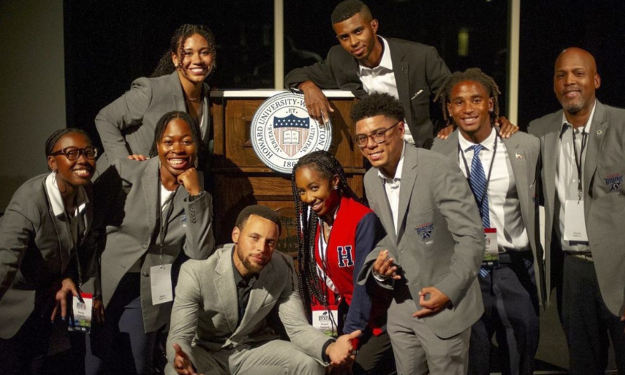 Stephen Curry hosts fundraiser for Howard Golf