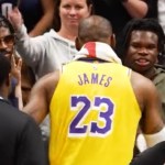 LeBron James gets Shedeur Sanders and Travis Hunter starstruck