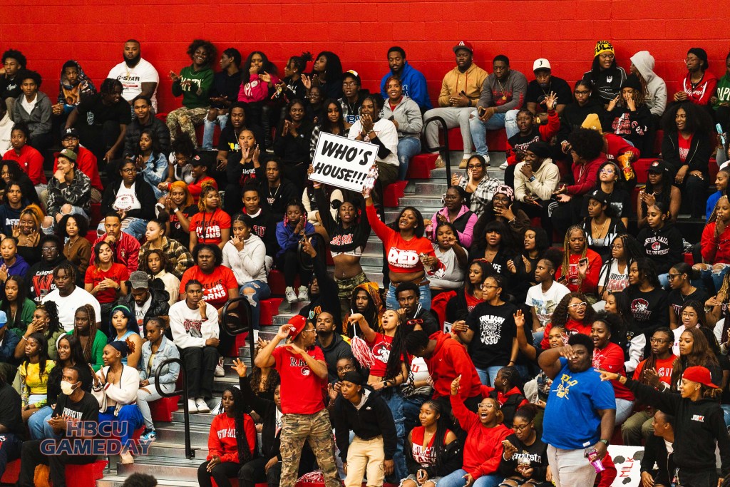 WSSU crowd