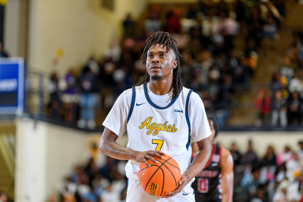 _7_Landon_Glasper__97011__2023-24_A_T_MBB-vs-NCCU_KLD