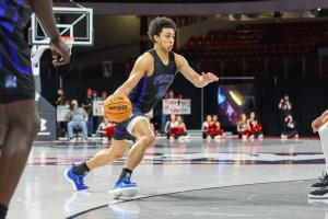 Banister’s season-high 18 points lead Hampton past Monmouth