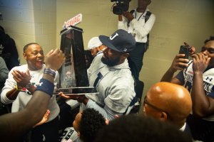 Jackson State clinches division title before postgame brawl