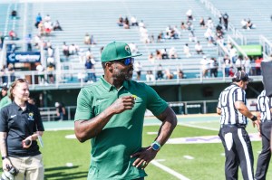 Michael Vick arrival sparks excitement, city to help out