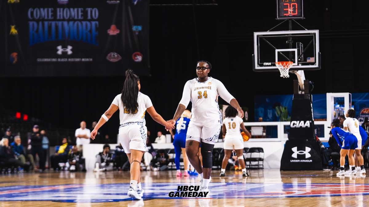 Breasia Coit greets a teammate during the first round of the 2026 CIAA Tournament. (Steven J. Gaither/HBCU Gameday)