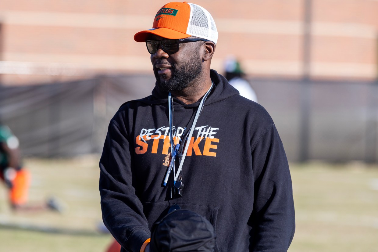 Head Coach Quinn Gray